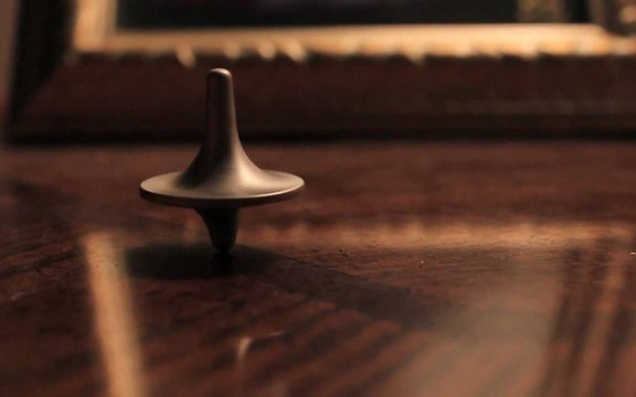 Reżyser Incepcji zdradził znaczenie zakończenia filmu