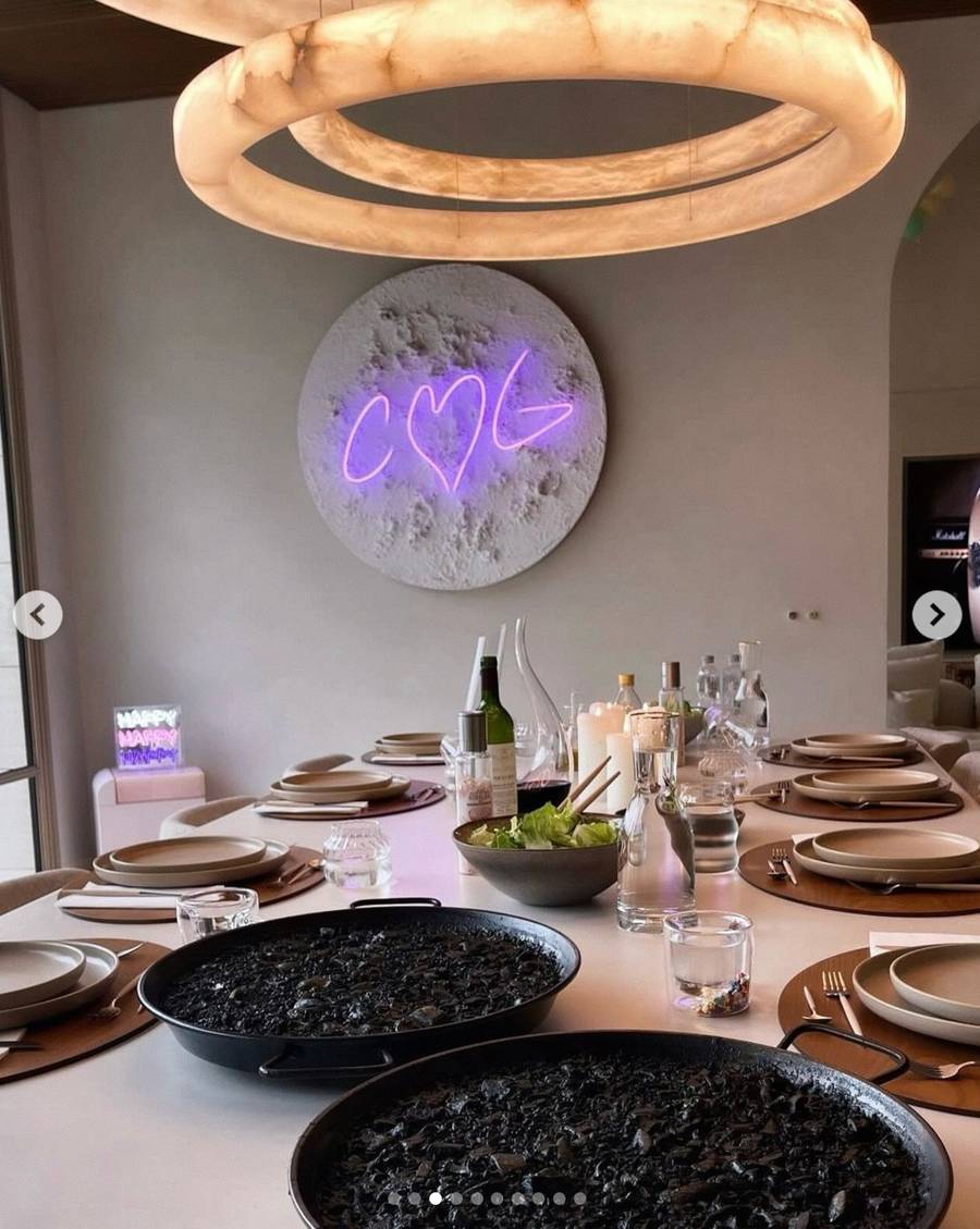 Tak Georgina i Ronaldo mieszkają w Arabii Saudyjskiej. Ich nowy dom to minimalistyczny glamour (ZDJĘCIA)