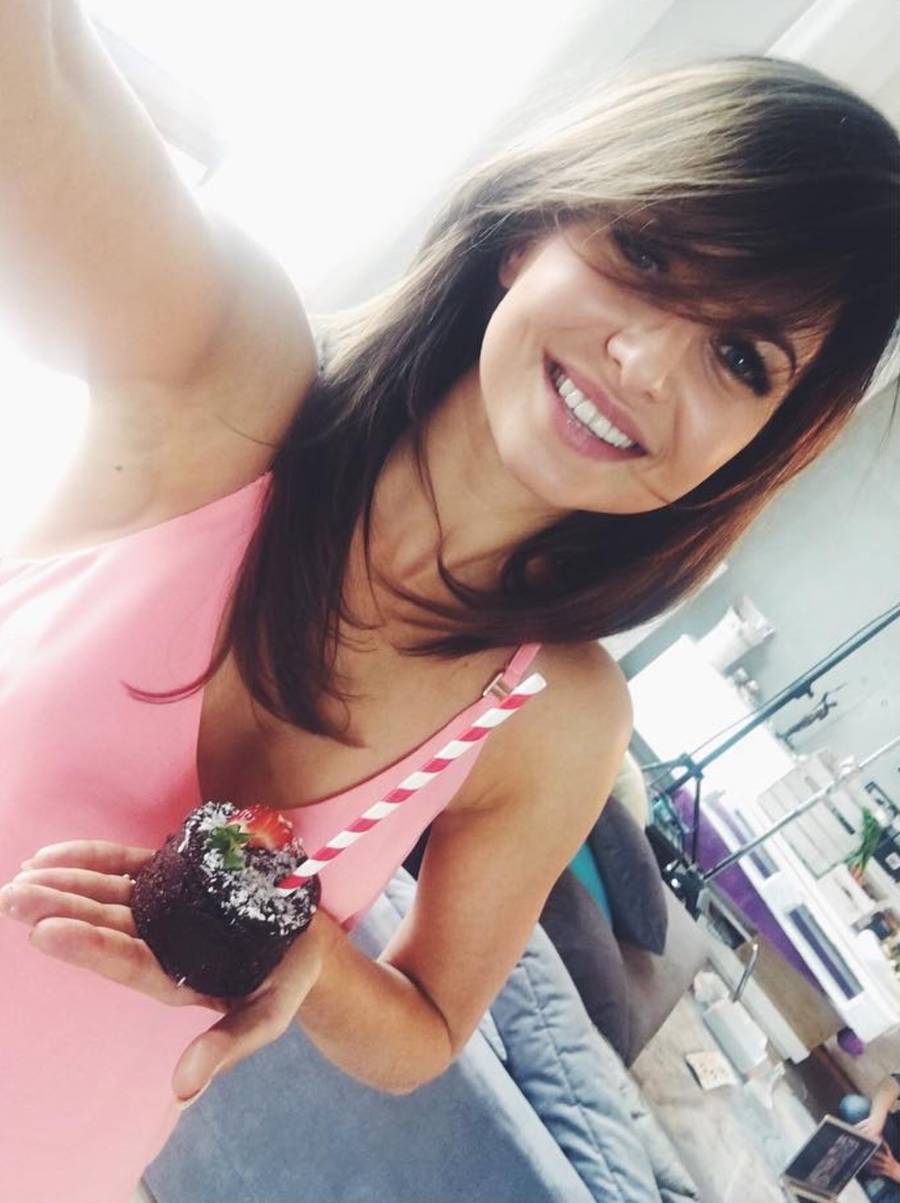 Przedarliśmy się przez 8 TYSIĘCY zdjęć i dotarliśmy do początków Instagrama Lewandowskiej (DUŻO ZDJĘĆ)