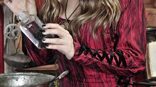 Elsa Pataky jest piękną czarownicą (FOTO)