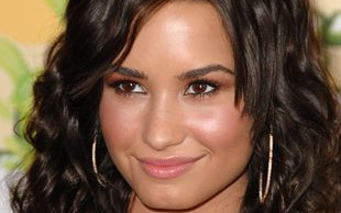 Demi Lovato o swoim ojcu: On kłamie!