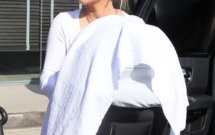 Kim Kardashian uczy się tańca na rurze (FOTO)