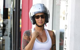 Amber Rose brakuje pomysłów na przykucie uwagi (FOTO)
