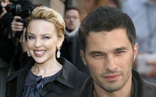 Kylie zdradzana przez narzeczonego