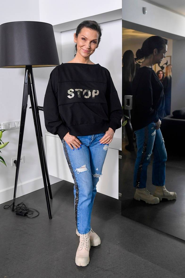 Pokaz nowej kolekcji Doroty Goldpoint: Beata Tadla w zaskakującej fryzurze, Olga Bończyk, Ewa Pacuła