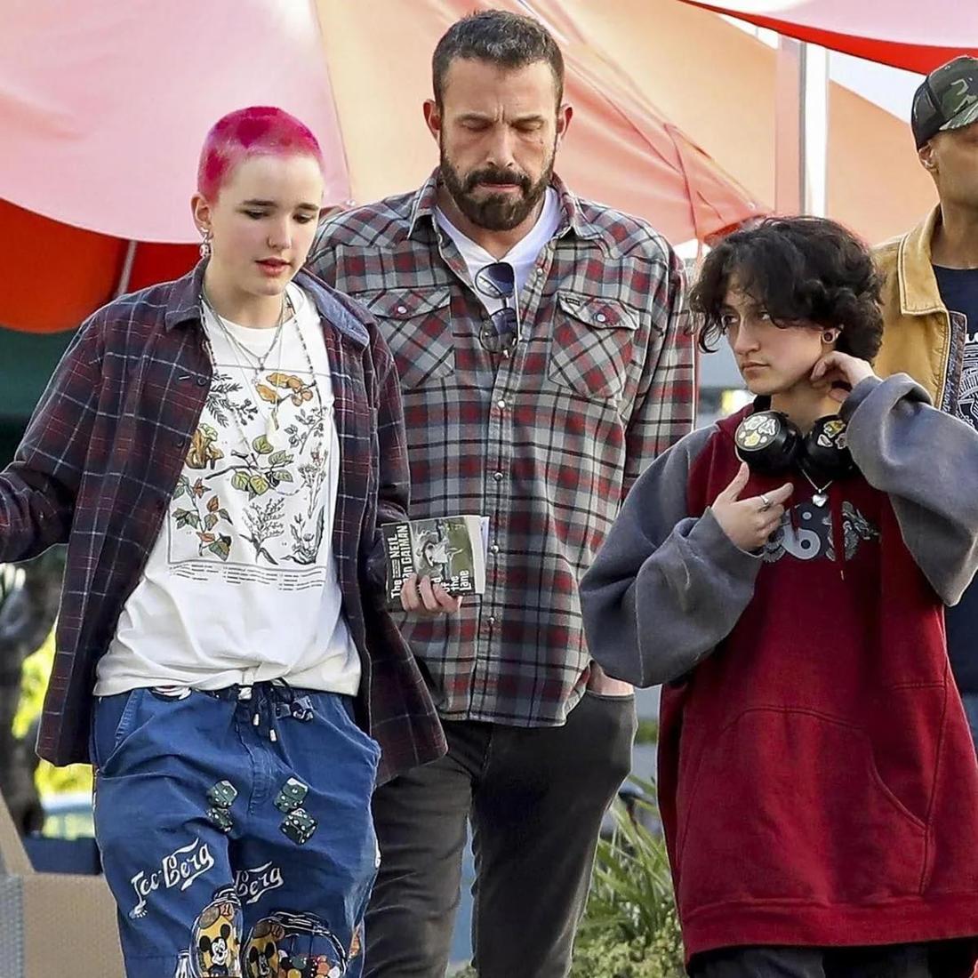 Ben Affleck z dziećmi, fot. Instagram.