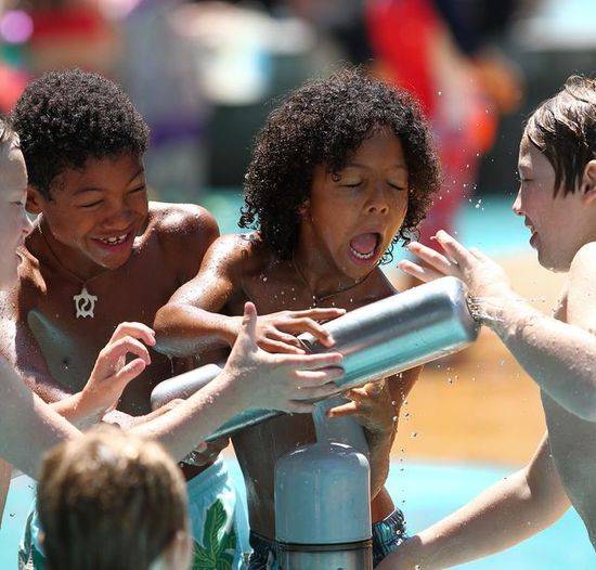 Heidi Klum i Martin Kristen z dziećmi w parku