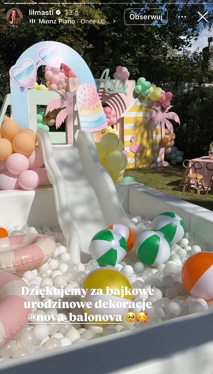 Lil Masti wyprawiła MAGICZNE 2. urodziny córki! Basen z kulkami czy bańki to dopiero początek… (FOTO)