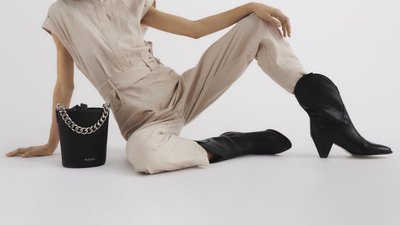 Czarne damskie botki – must-have w każdej szafie na sezon jesień-zima!