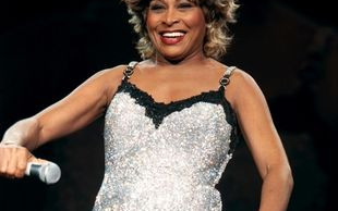 Tina Turner ma pupę jak dwudziestka
