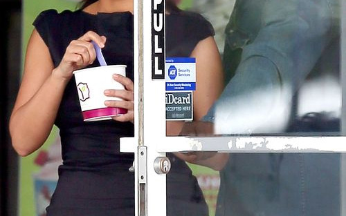 Kim Kardashian i Kanye West wypoczywają na Hawajach