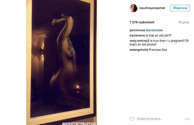 Szok! Kourtney Kardashian pokazała CIĄŻOWY BRZUSZEK!