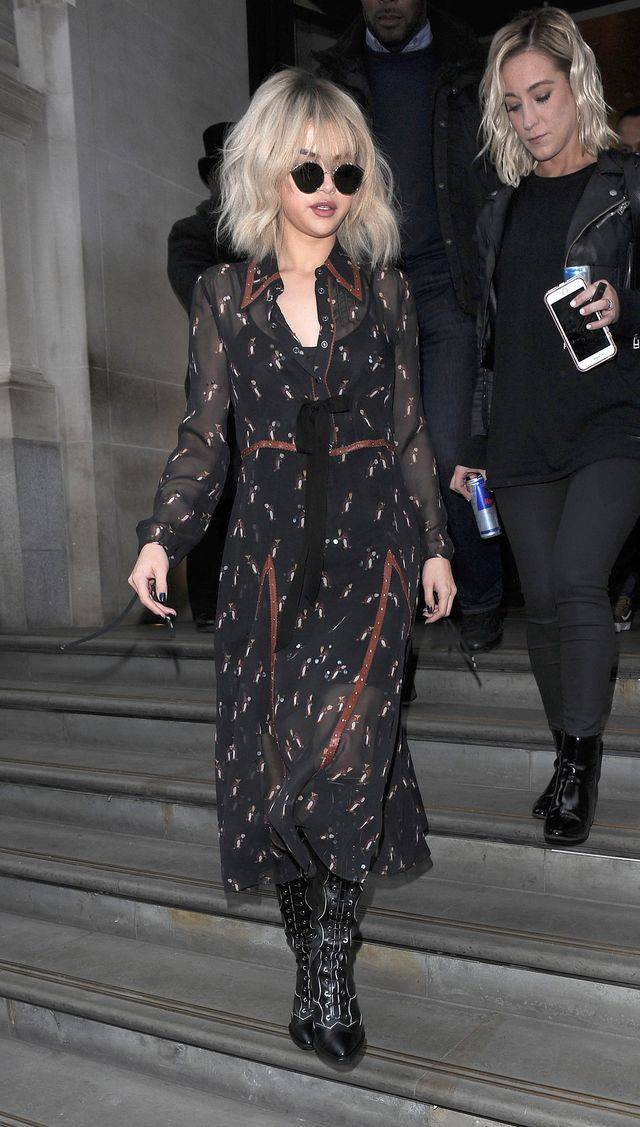 Selena Gomez w Londynie – jeden dzień i SZEŚĆ STYLIZACJI!