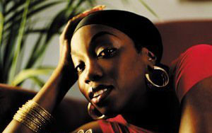 Nowy teledysk Estelle i Kanye’go Westa