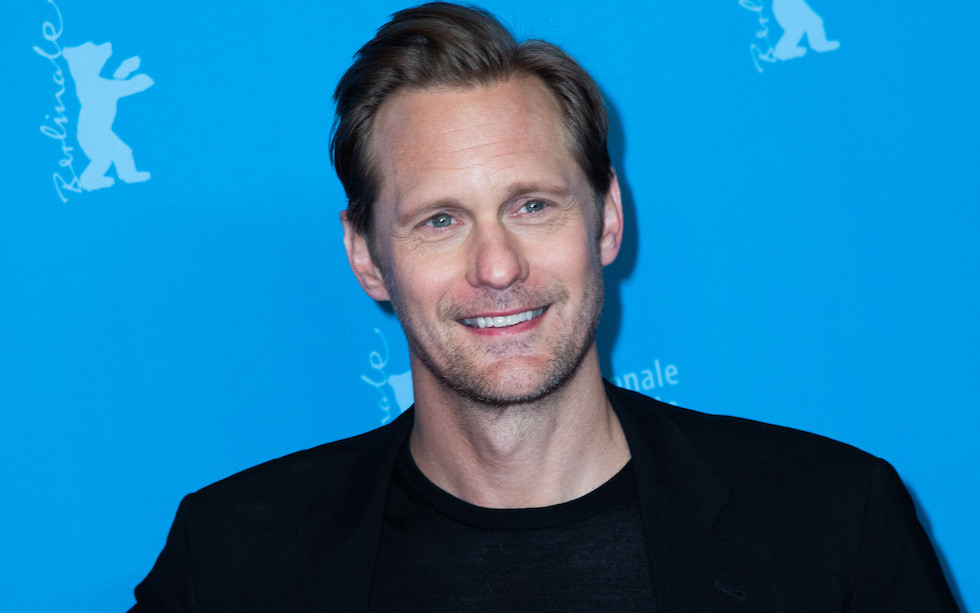 Po miesiącach spekulacji Alexander Skarsgard potwierdza, że jest ojcem