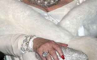 Liz Taylor jest zbyt sexy