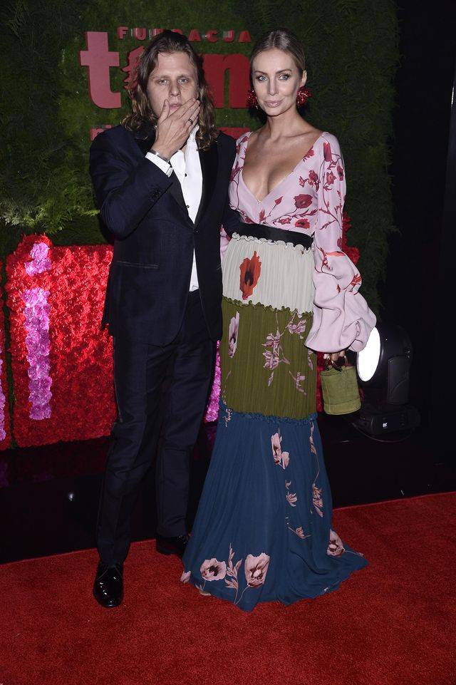 Bal Fundacji TVN 2017 – kreacje, makijaże, fryzury