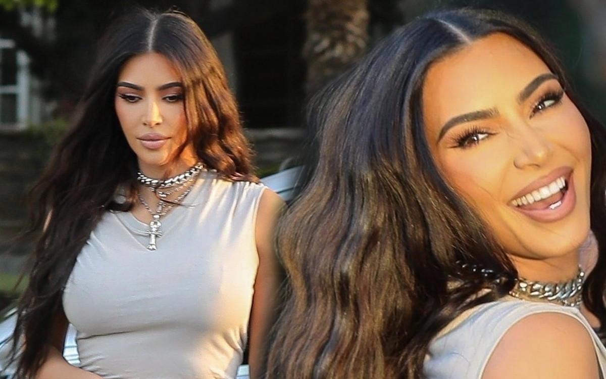 OMG! Kim Kardashian dawno nie wyglądała na tak szczęśliwą. Te spodnie podkreśliły jej gigantyczną PUPĘ