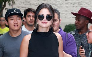 Fanka rzuciła się na Selenę Gomez, a ona… (FOTO)