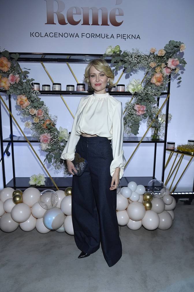 Konferencja prasowa marki kosmetycznej. Roześmiana Katarzyna Warnke, dawno niewidziana Marieta Żukowska