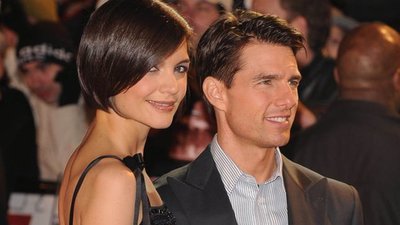 Katie Holmes znów stawia się Tomowi