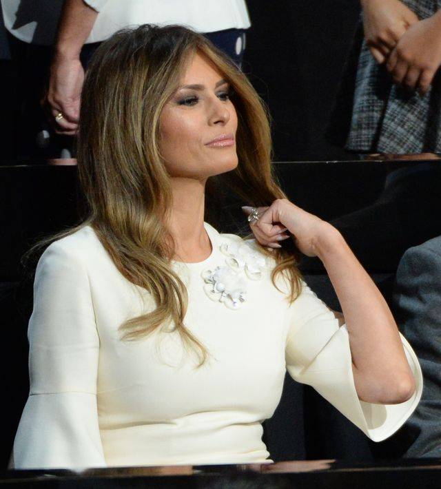 Naga sesja z kobietą i inne pikantne szczegóły z życia Melanii Trump