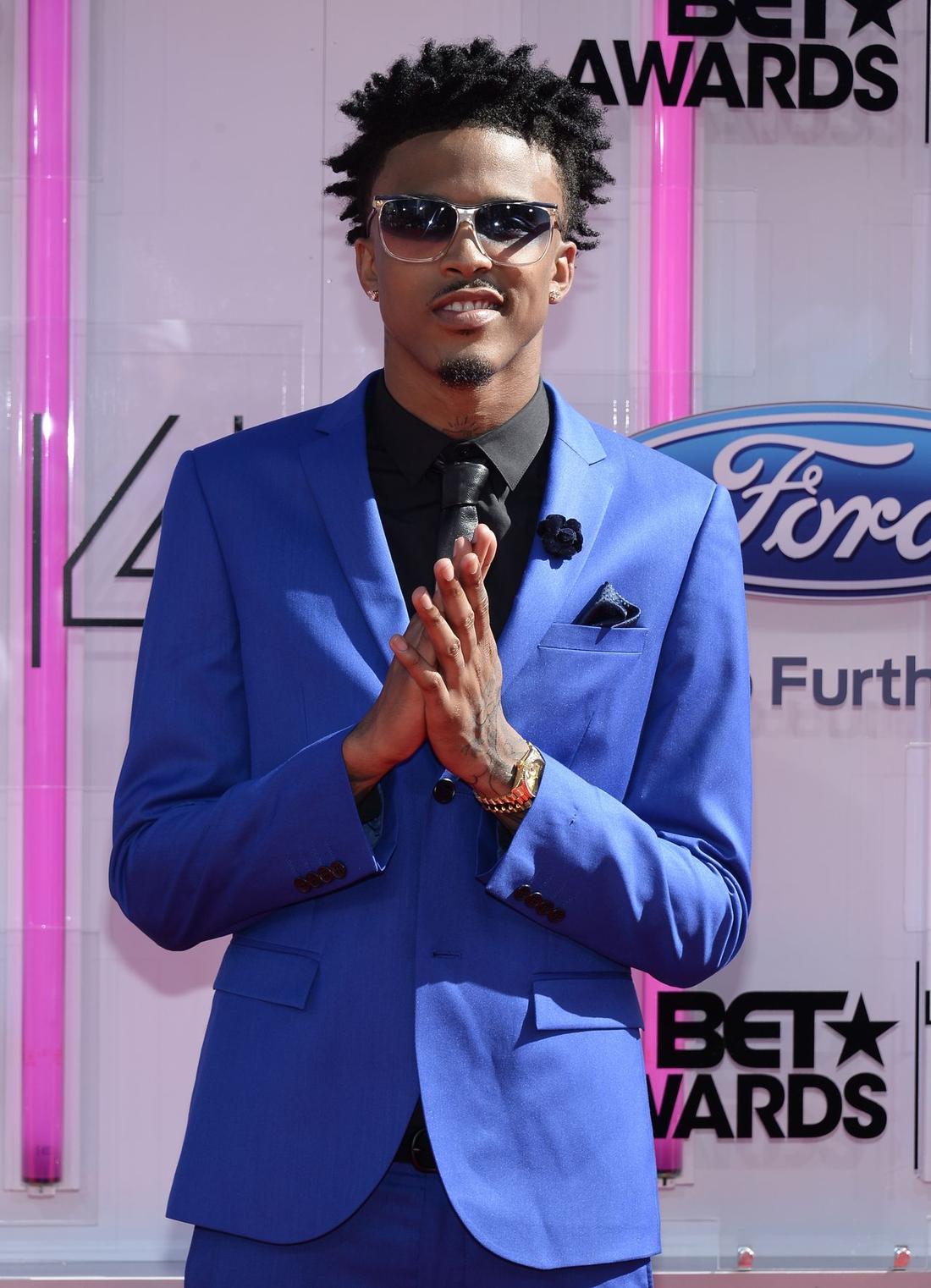 August Alsina na ściance