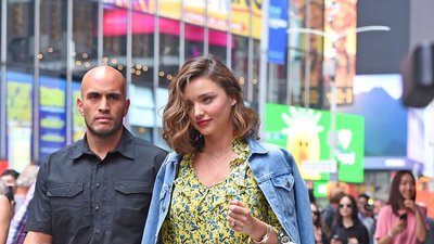 Zgrabne nogi Mirandy Kerr