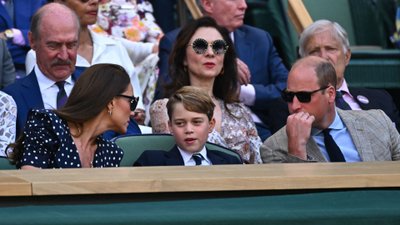 Książę George znów skradł blask fleszy, “Co ten mały WYPRAWIA!”