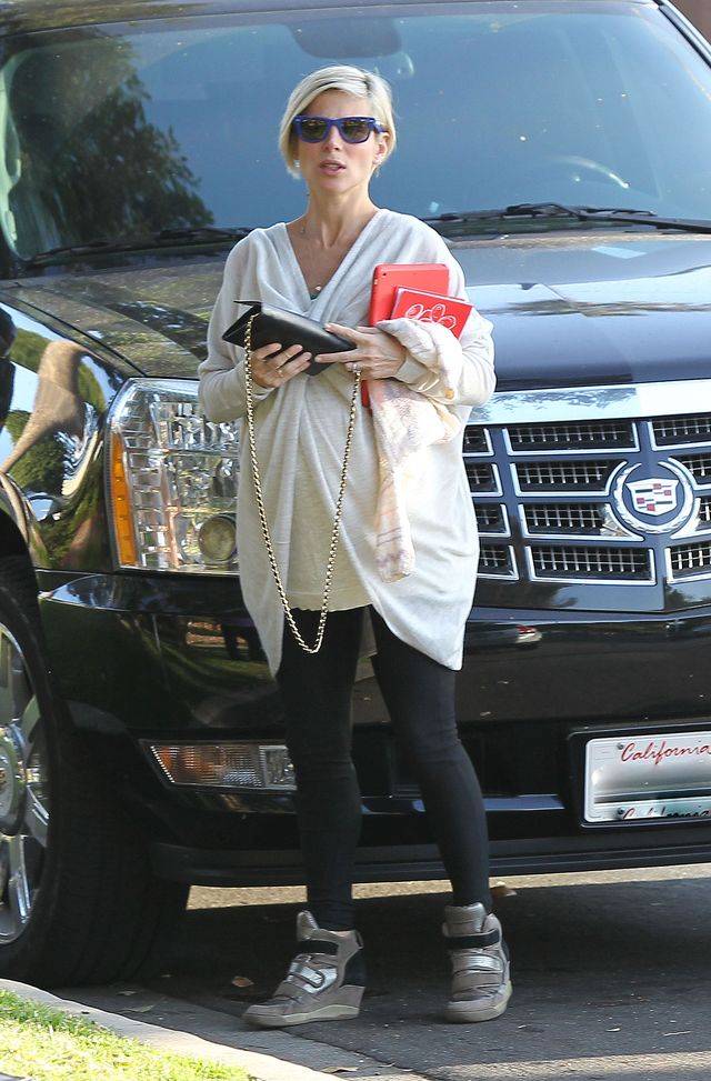 Ciążowe stylizacje Elsy Pataky