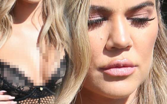 Khloe Kardashian twierdzi, że nie ma silikonowych implantów (ZDJĘCIA)