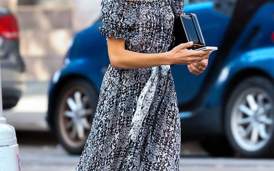 Alexa Chung – stylizacje modelki