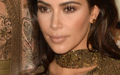 Najbardziej przereklamowane ciało w siateczce khaki