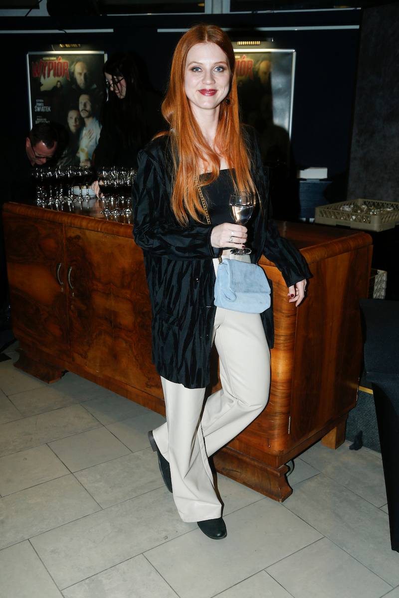 Boczarska i Banasiuk debiutują razem na scenie. Na premierze Olga Bołądź z mężem…