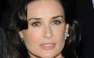 Demi Moore zapobiegła samobójstwu