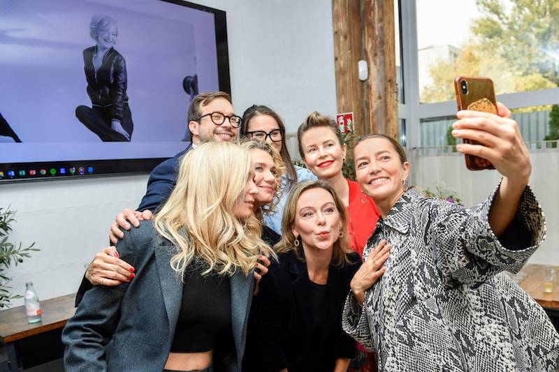 Gwiazdy na salonach. Joanna Trzepiecińska z “Rodziny Zastępczej”, Magdalena Kumorek, Aleksandra Hamkało…