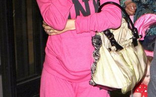 Zarzucają mamie, że seksualizuje wizerunek córek (FOTO)