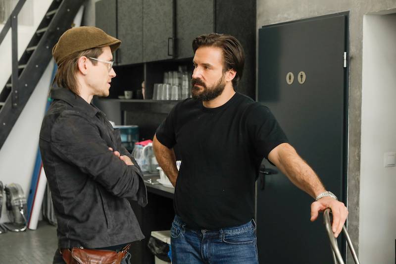 Gwiazdy pozują ze zwierzakami. Andrzej Piaseczny, Piotr Stramowski z ukochaną, Olga Borys…