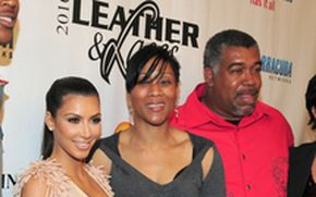 Kim Kardashian z przyszłymi teściami (FOTO)