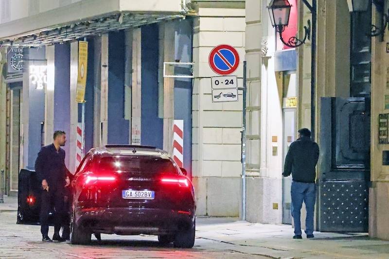 Simone Susinna spędził noc z byłą żoną francuskiego aktora (ZDJĘCIA)