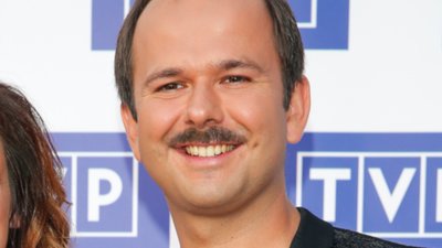 Nowy klip Sławomira – Weekendowy Korsarz na YouTube z okazji urodzin gwiazdy rocko-polo