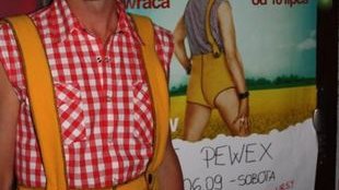 Gracjan Roztocki jako polski Bruno (FOTO)