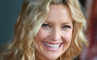 Kate Hudson – były plotki o piersiach, teraz kolej na ciążę