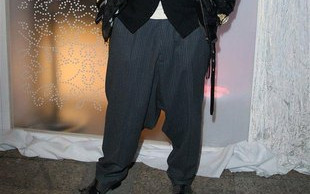 Tomasz Jacyków uszył sobie apaszkę – jak od McQueena (FOTO)