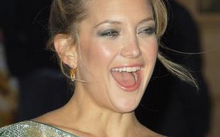 Kate Hudson wysysa mężczyzn