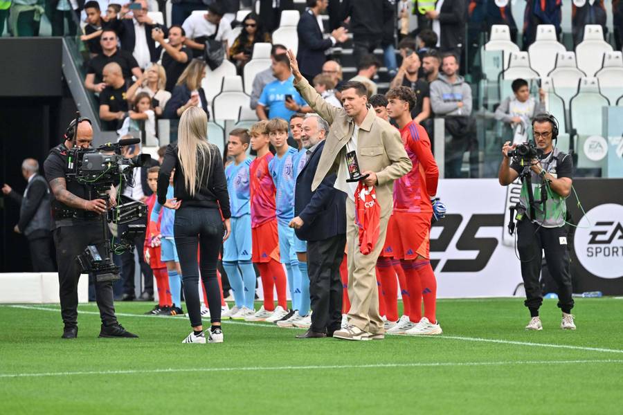 Tak Juventus pożegnał Wojciecha Szczęsnego! Reakcja kibiców wzrusza do łez (ZDJĘCIA)