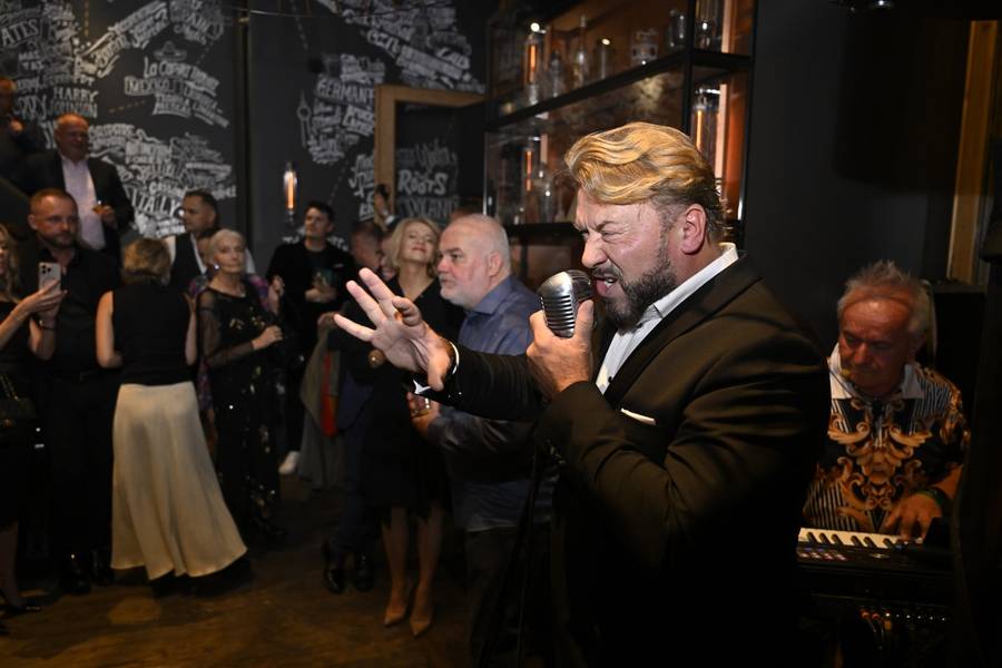 Gwiazdy hucznie świętują 55. urodziny Michała Milowicza! Imprezowa Katarzyna Skrzynecka, Rafał Zawierucha, Mery Spolsky