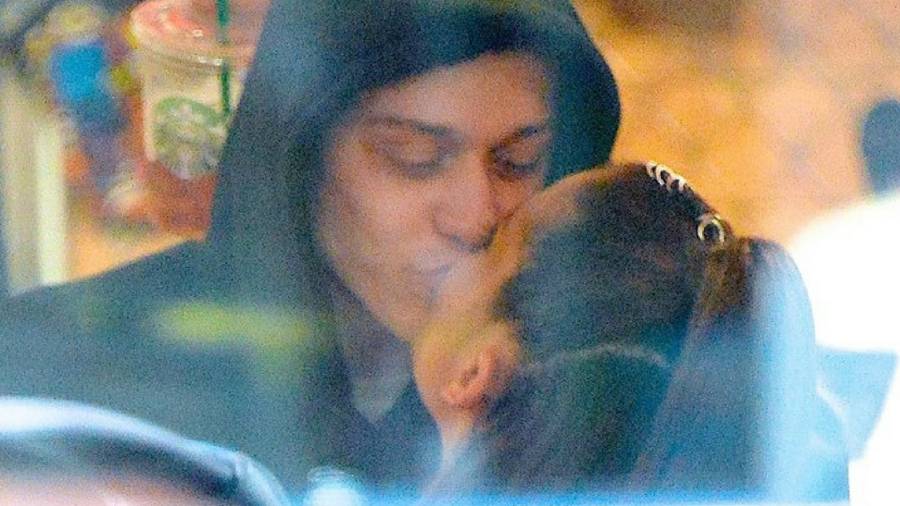 Gorące pocałunki Ariany Grande z narzeczonym!