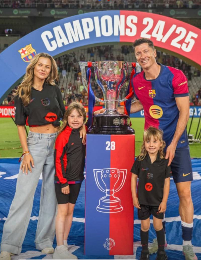 Marina pęka z dumy po meczu Barcelony! Piękna słowa o mężu: “Spełniłeś nasze marzenia, moje marzenie”