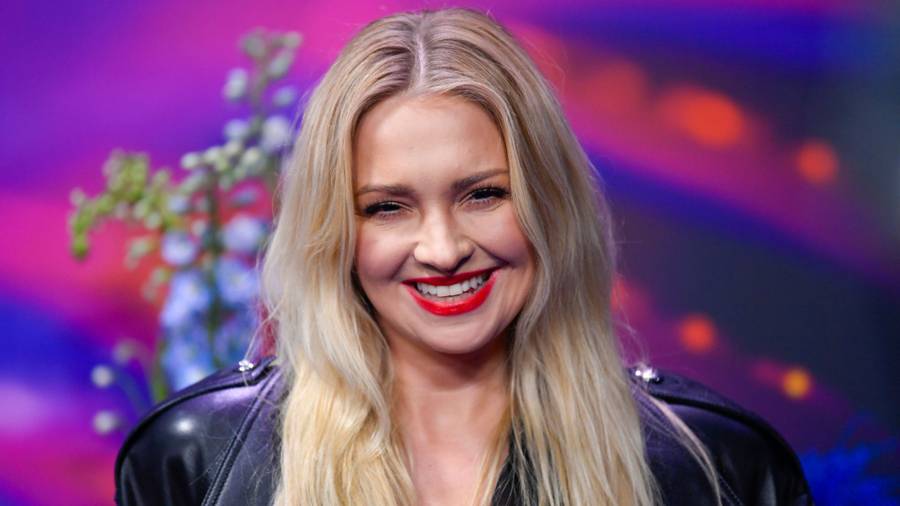 Spódnica Kurdej-Szatan hitem wiosennej ramówki TVN! Tak się lansuje trendy, fot. AKPA.